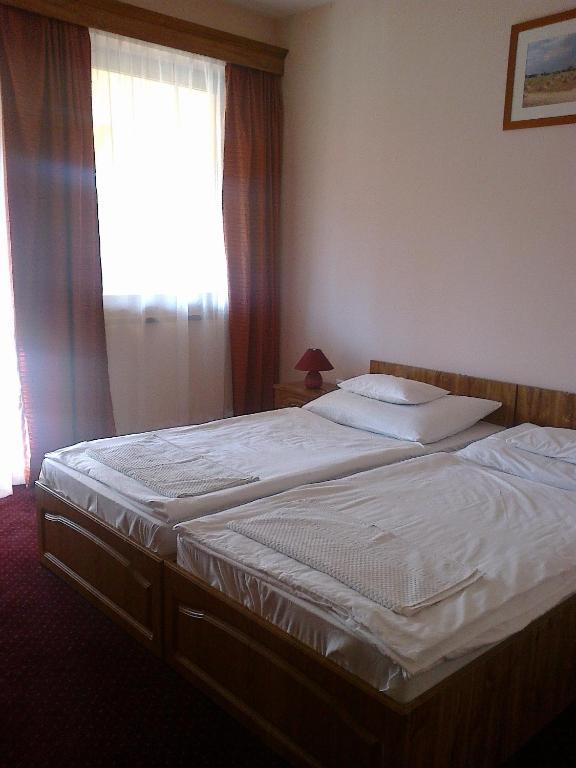 Hotel Gyoergyey Kastely Panzio Es Etterem Tápiógyörgye Pokoj fotografie
